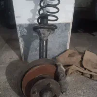 کمک جلوکامل آریسان. سمت راست به  وانت هم میخوره.