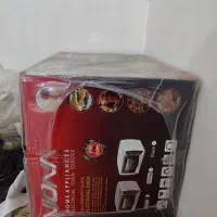 توستر آکبند