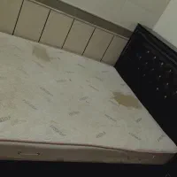 تخت دو نفره تمیز وسالم|تخت و سرویس خواب|قم, زنبیل آباد|دیوار