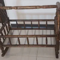 گهواره کلاسیک چوبی نوزاد
