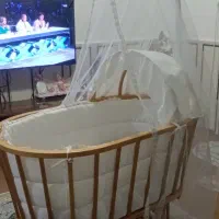 تخت گهواره‌ای نوزاد