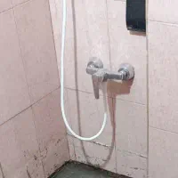 روشویی توالت با دو عدد شیرالات اصل با قلیان چوبی