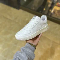 کتونی پرادا