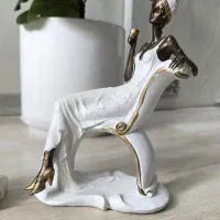 ۲ عدد مجسمه