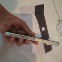آیفون ۱۶ نرمال