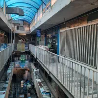 مغازه ۲۴ متری ناصرخسرو