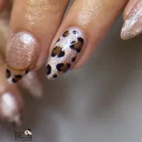 خدمات ناخن|خدمات آرایشگری و زیبایی|کامیاران, |دیوار