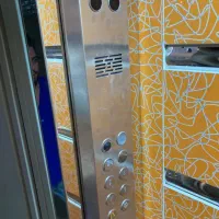 اپارتمان ۸۲ متری واحد بزرگ ارم شرقی وام تسویه|فروش آپارتمان|هشتگرد, شهرک گلها|دیوار