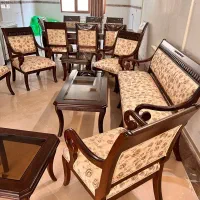 مبل و میزناهارخوری چوب کاملا سالم