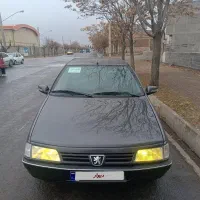 پژو 405 مدل 81 در حد