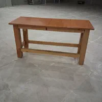 نیمکت چوبی