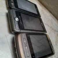 سه عدد گوشی موبایل