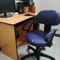 میز تحریر و صندلی|میز تحریر و کامپیوتر|خمینیشهر, |دیوار