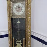 ساعت ایستاده برنجی