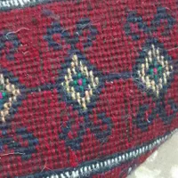 دو قالیچه دستبافت زمینه ی یکی سرمه ای و یکی مشکی.|فرش|قائن, |دیوار