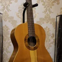 گیتار دست ساز