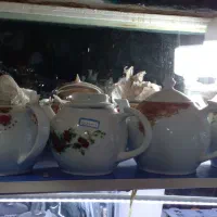 انواع قوری چینی وروحی و کریستال و استیل