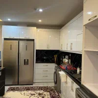 کابینت نو همراه با جزیره