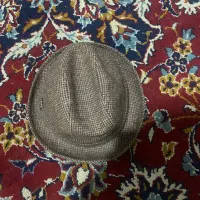 کلاه قدیمی کشورلندن