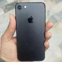 اپل iPhone 7 با حافظهٔ ۱۲۸ گیگابایت