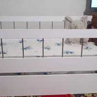 تخت و گهواره