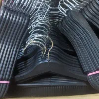 چوبکار اویز لباس