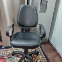 میز اداری و صندلی چرخ دار|دفتر کار|مسجد سلیمان, |دیوار