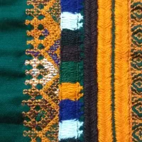 دوزنده زی آستین|لباس|سراوان, |دیوار