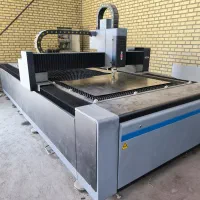 خدمات لیزر فلزات پارسا تک