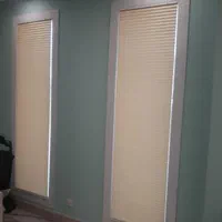 نصاب و فروشنده حرفهای پرده و چوب|خدمات پیشه و مهارت|سنندج, |دیوار