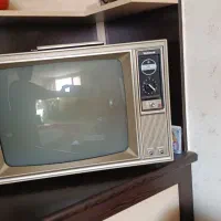 تلویزیون قدیمی ناسیونال|تلویزیون و پروژکتور|صدرا-فارس, فاز ۱|دیوار