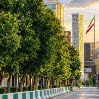 ۳۰۰ متر دور میدان امام حسین سفره خانه و رستوران