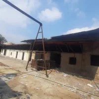 اجاده ملک۱۲۰۰متری زمین۴۰۰متر بنا با برق ۳فاز و گاز|اجارهٔ مغازه و غرفه|رشت, حومه رشت|دیوار