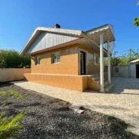 خانه ویلایی ۸۰۰متر و بنا ۱۲۰متر سند تک برگ