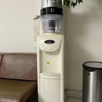 آب سرد کن یخچال دار