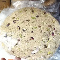 حلوامغزی خرما ادویه جات سبزی خشک خاکشیر گلاب