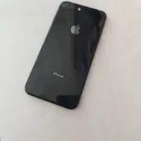 اپل ۸ پلاس در حد صفر خیلی سالم