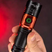 چراغ قوه زوم دار (جمع و جور)