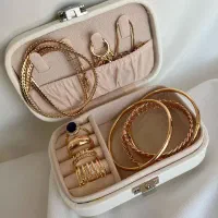کیف جواهرات پیدا شده