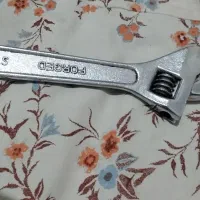 آچار فرانسه سایز ۱۲