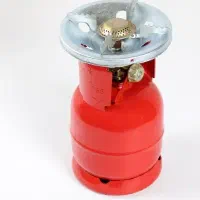 استخدام  خانم مجرد جهت فروشگاه وآشنایان باکامپیوتر