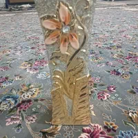 گلدان بدون گل