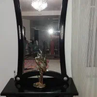 میز و آیینه