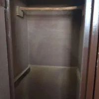 کمد چوبی  دوتا سالم .|جاکفشی، کمد، دراور|سیرجان, |دیوار