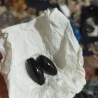 مهره های قدیمی موکل قوی