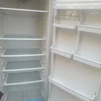 یخچال الکترواستیل ۲۰ فوت جادارر تمیز سالم سالم