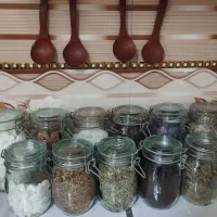 بانکه در قفلی.پارچ گاستروبک.دیس لمونژ.گلیم دست باف