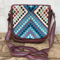 کیف دستی و دوشی و کولی زنانه و دخترانه|کیف، کفش، کمربند|قم, دروازه چوبی|دیوار