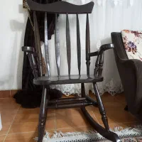 مبل ۷نفره به همراه میز جلو مبلی و یک صندلی راک|مبلمان خانگی و میز عسلی|رشت, آزادگان|دیوار