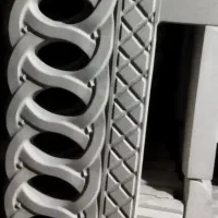 دور باغچه نرده وحوض وابنما